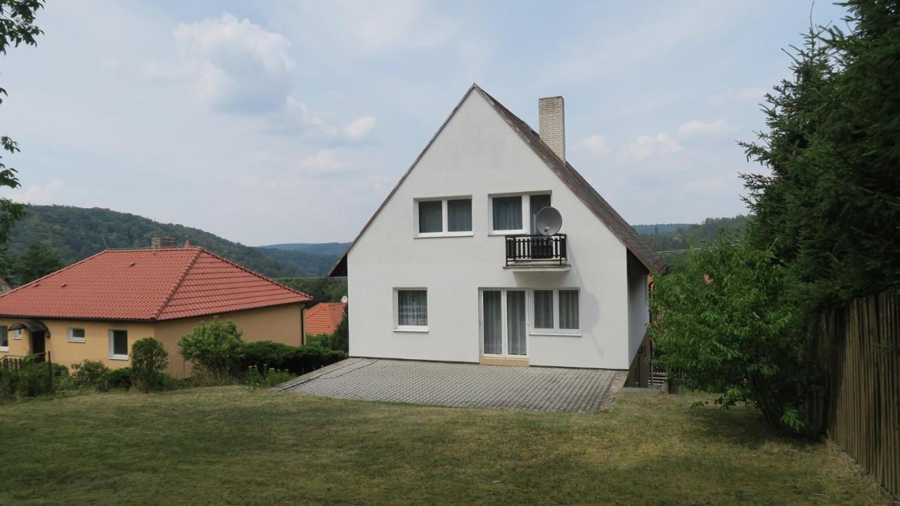 Holiday Home In Krivoklat 1156 Kültér fotó